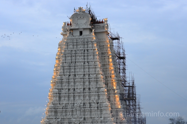kumbabishekam Srirangam vellai gopuram